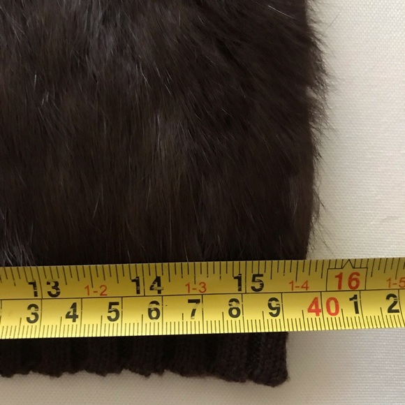 Vintage Women’s Brown Genuine Rabbit Fur Turtle Neck Sweater - Picture 9 of 11